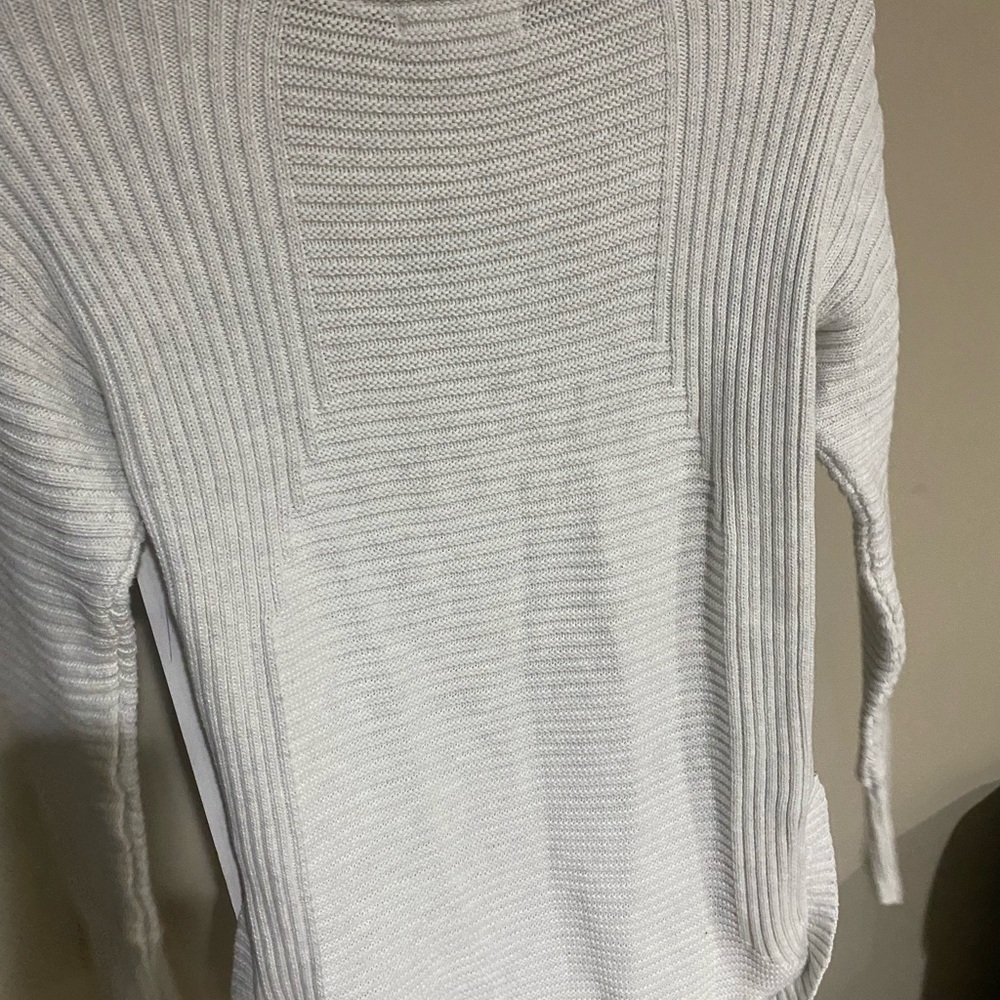 Dakini Ribbed Cream Turtleneck Sweater- womens size Small - Picture 2 of 4